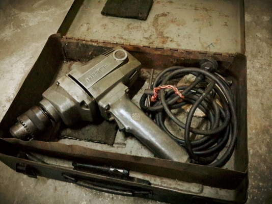 สว่านรุนเก่า Hitachi รุ่น bu-pm3