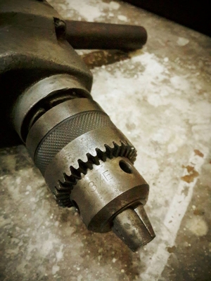 สว่านรุนเก่า Hitachi รุ่น bu-pm3