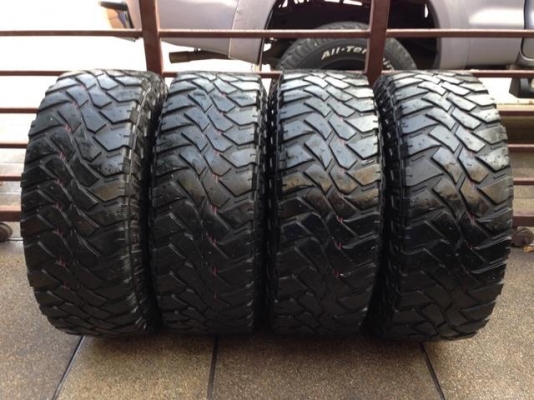 ล้อลายVX80 ขอบ15 สภาพดี ไม่มีซ่อม 6รู139 กว้าง 8.5 นิ้ว ET-28 พร้อมยาง Mud Maxxis 31 10.5 R15 ปลายปี11 ดอกเยอะ พร้อมใช้งาน ราคาไม่แพง