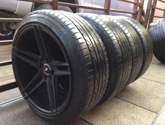 ล้อ Vossen ขอบ17 สภาพดี ไม่มีซ่อม 4รู100 หน้า 7.5 นิ้ว ET40 หลัง 8.5 นิ้ว ET35 พร้อมยาง Dunlop 205 45 17 ปลายปี14 ดอกเต็ม ใช้ยาว ราคาไม่แพง