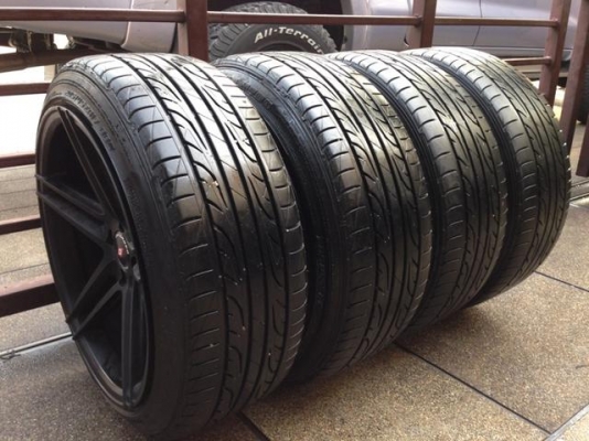 ล้อ Vossen ขอบ17 สภาพดี ไม่มีซ่อม 4รู100 หน้า 7.5 นิ้ว ET40 หลัง 8.5 นิ้ว ET35 พร้อมยาง Dunlop 205 45 17 ปลายปี14 ดอกเต็ม ใช้ยาว ราคาไม่แพง