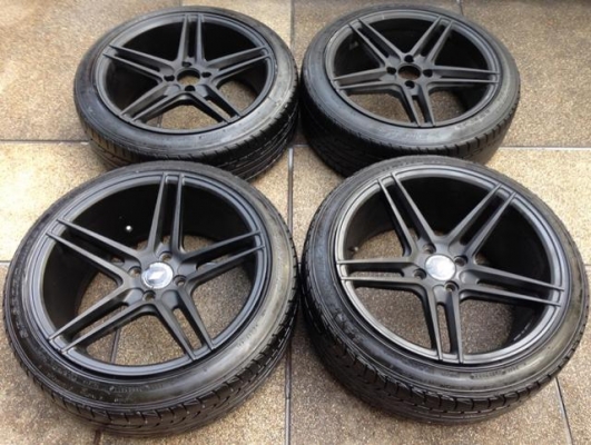 ล้อ Vossen ขอบ17 สภาพดี ไม่มีซ่อม 4รู100 หน้า 7.5 นิ้ว ET40 หลัง 8.5 นิ้ว ET35 พร้อมยาง Dunlop 205 45 17 ปลายปี14 ดอกเต็ม ใช้ยาว ราคาไม่แพง