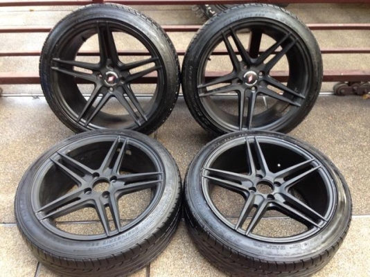 ล้อ Vossen ขอบ17 สภาพดี ไม่มีซ่อม 4รู100 หน้า 7.5 นิ้ว ET40 หลัง 8.5 นิ้ว ET35 พร้อมยาง Dunlop 205 45 17 ปลายปี14 ดอกเต็ม ใช้ยาว ราคาไม่แพง