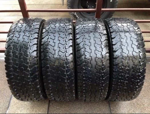 ยาง All Falken 31 10.5 R15 ปลายปี11 ดอกเต็ม ใช้กันยาว ราคาไม่แพง