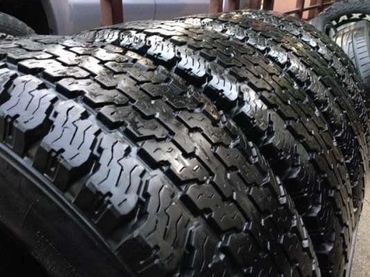 ยาง All Falken 31 10.5 R15 ปลายปี11 ดอกเต็ม ใช้กันยาว ราคาไม่แพง