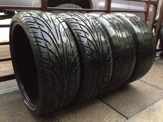 ยาง Sunny 225 35 20 หลัง Nitto 245 35 20 ปี13 ดอกเต็ม ใช้ยาว ราคาไม่แพง