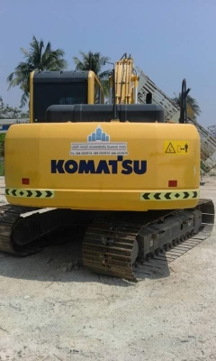 ขายแม็คโคร komatsu PC 130  รุ่น8 ดาวน์/สด