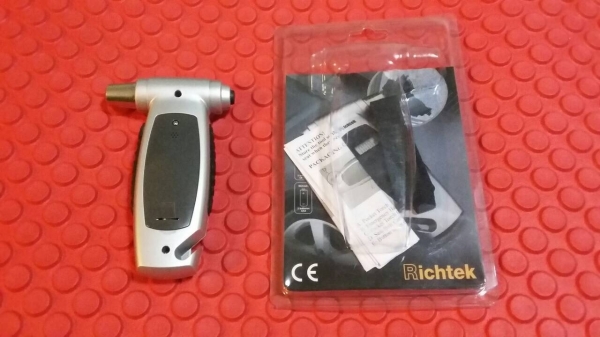 ((ขาย)) ตัววัดลมยาง ทุบกระจก ตัดสายเข็มขัด ราคา 500 บาท (ของใหม่) สนใจติดต่อ 099-198-6308 ((ขาย)) ตัววัดลมยาง ทุบกระจก ตัดสายเข็มขัด ราคา 500 บาท (ของใหม่) สนใจติดต่อ 099-198-6308