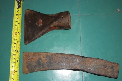 ขายหัวขวานงานเก่าโบราณ 2แบบ 2 ราคา ขายหัวขวานงานเก่าโบราณ 2แบบ 2 ราคา