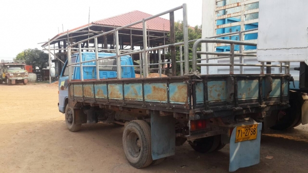 ขายด่วน 6ล้อเล็ก อีซูซุ100แรง ช่วงยาว4เมตรรถพร้อมใช้ทะเบียนม.79 ขายด่วน 6ล้อเล็ก อีซูซุ100แรง ช่วงยาว4เมตรรถพร้อมใช้ทะเบียนม.79