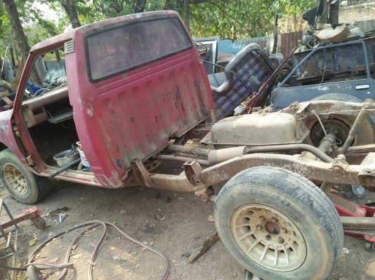 ขายอะไหลช่วงล่างนิสัน 6000 บาท 081-6278866 089-5498253