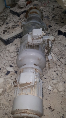 ขายถังเตนเลสจำนวน 5 ใบ ขายถังเตนเลสจำนวน 5 ใบ