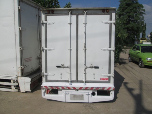 ขายตู้แห้ง ประตู 4 บาน สภาพสวยๆใช้น้อยใส่รถ ISUZU คัทซีกว้าง 70 ซม.