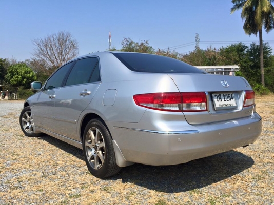 ขาย ACCORD เครื่อง 2400 รุ่น EL  i-VTEC  ปี 2003 - 2546  มี ABS - AIRBAG  กระจกปรับไฟฟ้า แอร์เย็น เครื่องเงียบ วิ่งนิ่ม