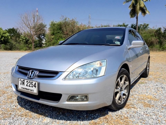 ขาย ACCORD เครื่อง 2400 รุ่น EL  i-VTEC  ปี 2003 - 2546  มี ABS - AIRBAG  กระจกปรับไฟฟ้า แอร์เย็น เครื่องเงียบ วิ่งนิ่ม