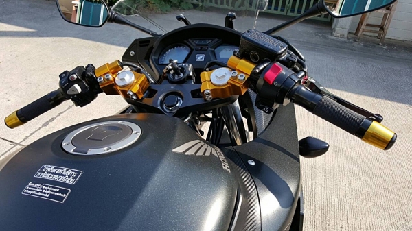 ขาย Honda CBR650F สภาพสวยๆพร้อมใช้ วิ่ง 11,000 แท้