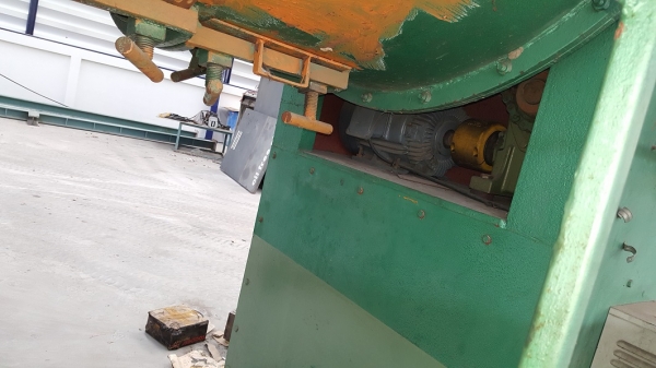 ขายเครื่องลำเลียงวัตถุดิบเครื่องผสมวัตถุดิบ ขายเครื่องลำเลียงวัตถุดิบเครื่องผสมวัตถุดิบ