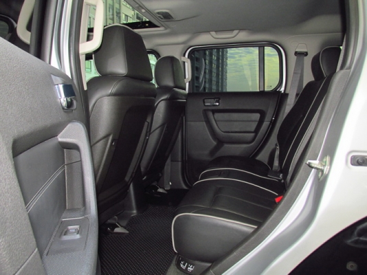 HUMMER H3 ปี 2012 ชุดแต่งครบเครื่องตัวใหม่สภาพดีมากราคาสุดพิเศษ HUMMER H3 ปี 2012 ชุดแต่งครบเครื่องตัวใหม่สภาพดีมากราคาสุดพิเศษ