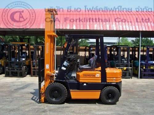 ขายรถ โฟล์คลิฟท์ TOYOTA รุ่น 5-FD25