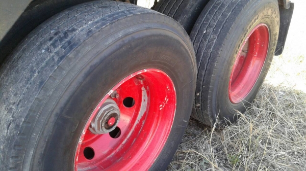 ขายลูกพ่วง