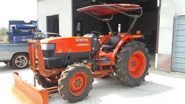 ขายรถไถคูโบต้าL4508diอุปดันหน้าผานห้า