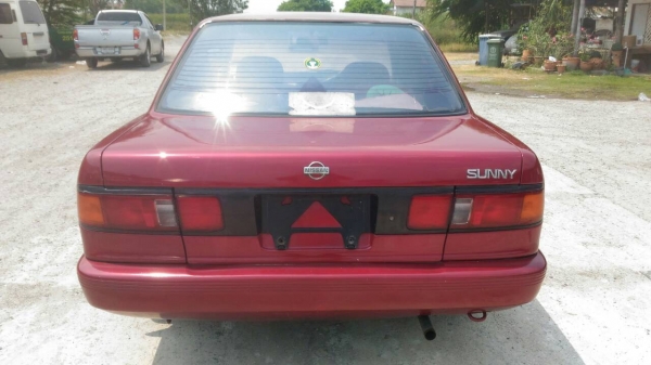 เก๋ง นิสสัน เซนทรา