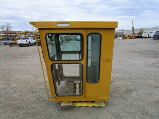 ขาย ห้องเก๋ง รถเกรด 140G จำหน่าย รถ เครื่องจักร อุปกรณ์ทุกชนิด นำเข้า100\% ราคาถูก eurotec 0818176901