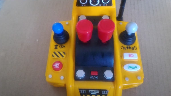 รถขุด - ตักคันใหญ่ บังคับวิทยุ ใช้งานได้เหมือนของจริงทุกอย่างผ่านการบังคับด้วยวิทยุ