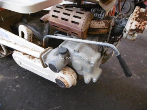 ขาย รถเกี่ยวข้าวเดินตาม    KUBOTA   HE20A  รหัสสินค้า : 80803409   Line ID: nihonmono   www.nihonmono.com