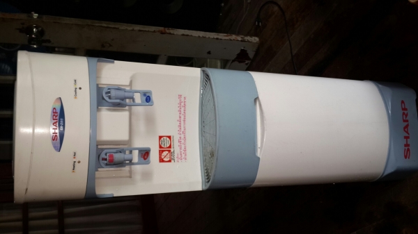 เครื่องทำน้ำร้อน เย็น sharp