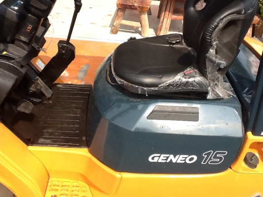 แหล่งรวมรถโฟลค์ลิฟท์งาเทฮิ้งค์ฟอร์คภาคตะวันออกงาเทงากระดกได้สำหรับตักยางก้อนยางถ้ายยางพาราและขี้ยาง