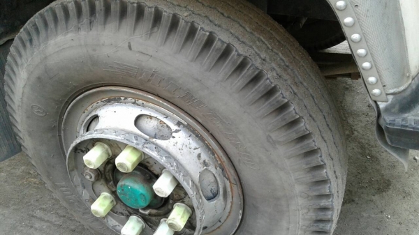 มิตซูบิชิ " หลง " กระบะพื้นเรียบ220แรง ยาว6.30เมตร แอร์เย็น เครื่องดี สีสวย สภาพพร้อมใช้**658,000** สอบถามโทร 0810745778 ลุงโหนกรับสาย