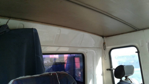 มิตซูบิชิ " หลง " กระบะพื้นเรียบ220แรง ยาว6.30เมตร แอร์เย็น เครื่องดี สีสวย สภาพพร้อมใช้**658,000** สอบถามโทร 0810745778 ลุงโหนกรับสาย