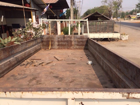 ขายกะบะ6ล้อฮีโน่เมคก้า คัทซีกว้าง82 กะบะกว้าง2.3 เมตรยาว4.94เมตร