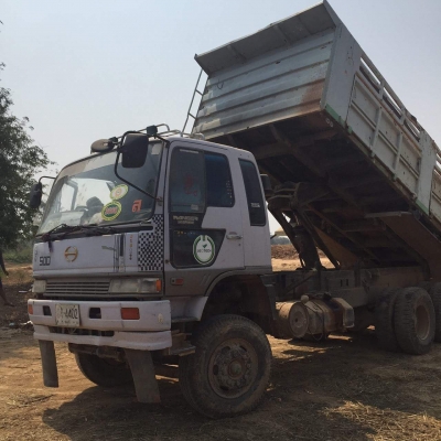 ขายรถ10ล้อ ดั้ม2เพลา2K เครื่อง260แรง พาวเวอร์ ทิฟฟี่ ภายในสวย แอร์เย็น เอกสารพร้อมโอน สนใจโทร 090-8588220คุณนะ 093-3258446คุณบิว หรือเข้าดูสินค้าอื่นๆได้ที่ www.truck.in.th/498 หรือเพจFacebook ณรงค์ ซื้อขายรถมือสอง (เว็บไซต์ส่วนตัว) หรือFacebook คุณนะ รถบ