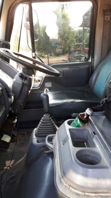 ขายรถ10ล้อ ดั้ม2เพลา2K เครื่อง260แรง พาวเวอร์ ทิฟฟี่ ภายในสวย แอร์เย็น เอกสารพร้อมโอน สนใจโทร 090-8588220คุณนะ 093-3258446คุณบิว หรือเข้าดูสินค้าอื่นๆได้ที่ www.truck.in.th/498 หรือเพจFacebook ณรงค์ ซื้อขายรถมือสอง (เว็บไซต์ส่วนตัว) หรือFacebook คุณนะ รถบ