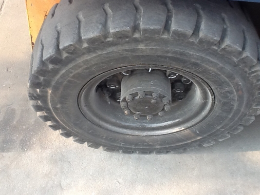 แหล่งรวมรถโฟลค์ลิฟท์งาเทฮิ้งค์ฟอร์คภาคตะวันออกงาเทงากระดกได้สำหรับตักยางก้อนยางถ้ายยางพาราและขี้ยาง