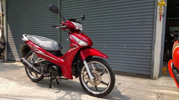 รถมือสอง เกรดรถใหม่ HONDA WAVE 125i NEW ตัว TOP ล้อแม็กหน้าและหลัง