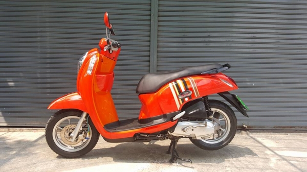 รถมือสอง เกรดรถใหม่ SCOOPY-i NEW CLUB 12 ฟรีค่าโอน