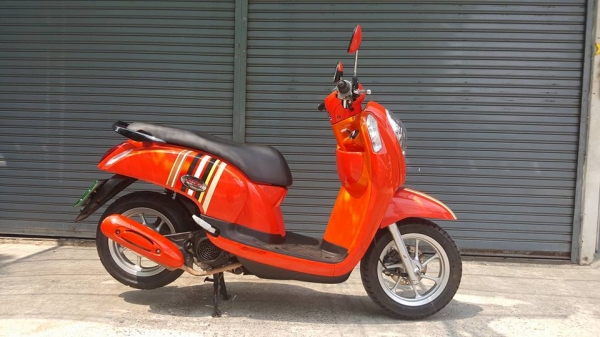 รถมือสอง เกรดรถใหม่ SCOOPY-i NEW CLUB 12 ฟรีค่าโอน