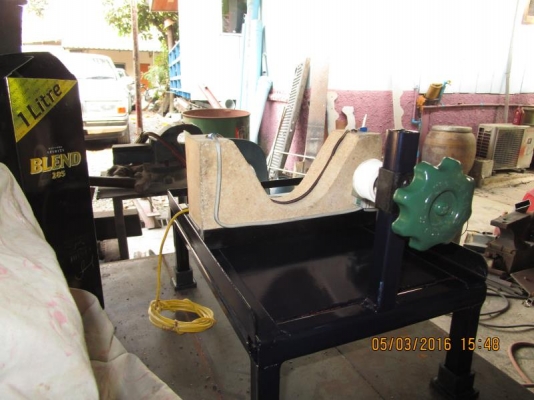 เครื่องตัดขวดแก้ว U285  เหมาะตัดขวดกลม