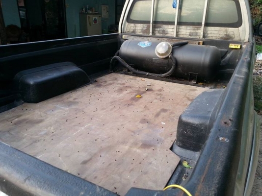 toyota vigo หัวเดียว ปี 05 เครื่อง 2J เกียร์ธรรมดา toyota vigo หัวเดียว ปี 05 เครื่อง 2J เกียร์ธรรมดา