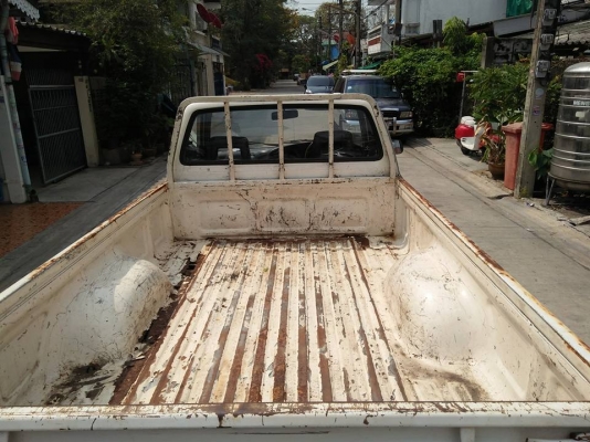 TOYOTA HILUX ปี 1991 เครื่องดีเซล TOYOTA HILUX ปี 1991 เครื่องดีเซล