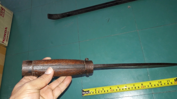 ขายมีดทหารญี่ปุ่นเก่ายุคสงครามด้ามไม้เหล็กดีน้ำหนักดี ขายมีดทหารญี่ปุ่นเก่ายุคสงครามด้ามไม้เหล็กดีน้ำหนักดี