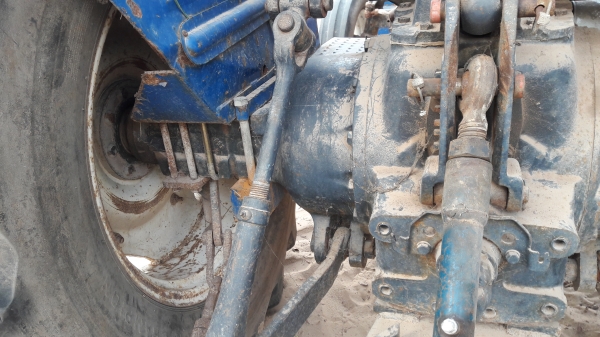 ขายตามสภาพ รถไถ 6600 มีผาล7 ขายตามสภาพ รถไถ 6600 มีผาล7