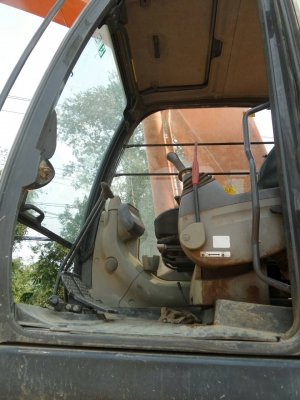 HITASHI ZX 330LC-3 JAPAN ใช้งาน 7842ช.ม เอกสารเล่มทะเบียน HITASHI ZX 330LC-3 JAPAN ใช้งาน 7842ช.ม เอกสารเล่มทะเบียน