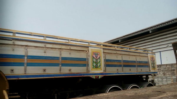 ขายหางเซมิดั้ม3คานแท้ยาว9ม. ขายหางเซมิดั้ม3คานแท้ยาว9ม.