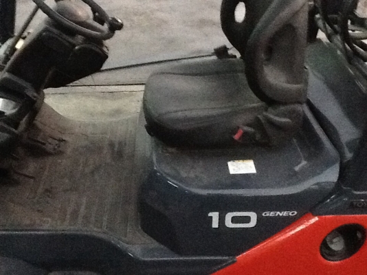 ขายรถยกtoyot8FG10 ใช้แก๊สLPG2ระบบ