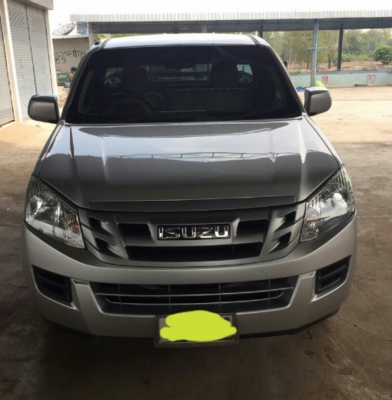 ขาย อีซูซุ ดีแม็ก 2.5ปี58ตอนเดียว สภาพดีสวยจัดเดิมๆใช้งานน้อย วิ่ง70,000กม. เล่มทะเบียนพร้อมโอน