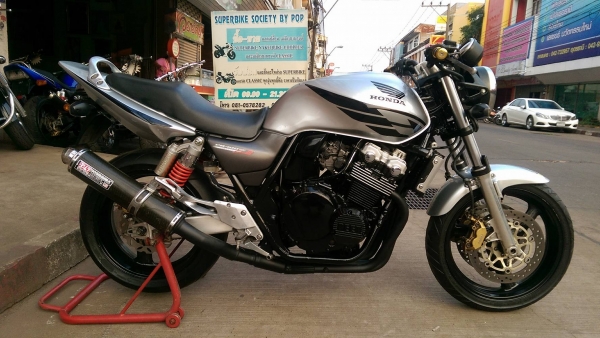 ขายคับ HONDA CB400 TECH3 ปี2006 กญแจชิฟ สีสวยพึงเก็บงาน ท่อแต่ง ไฟตาเพชร แฮนด์แต่ง อินวอยส์สรรพสามิตร ราคา 97500 บาท ส่งได้ทั่วไทยคับ สนใจติดต่อ 081-0578282 FACEBOOK ชาญณรงค์ ป๊อป ชัยอมฤต ไอดีไลน์ POPBIGBIKESAKON คับ สนใจรถสวย ถูก ดี ต้อง POP BIGBIKE SAKO